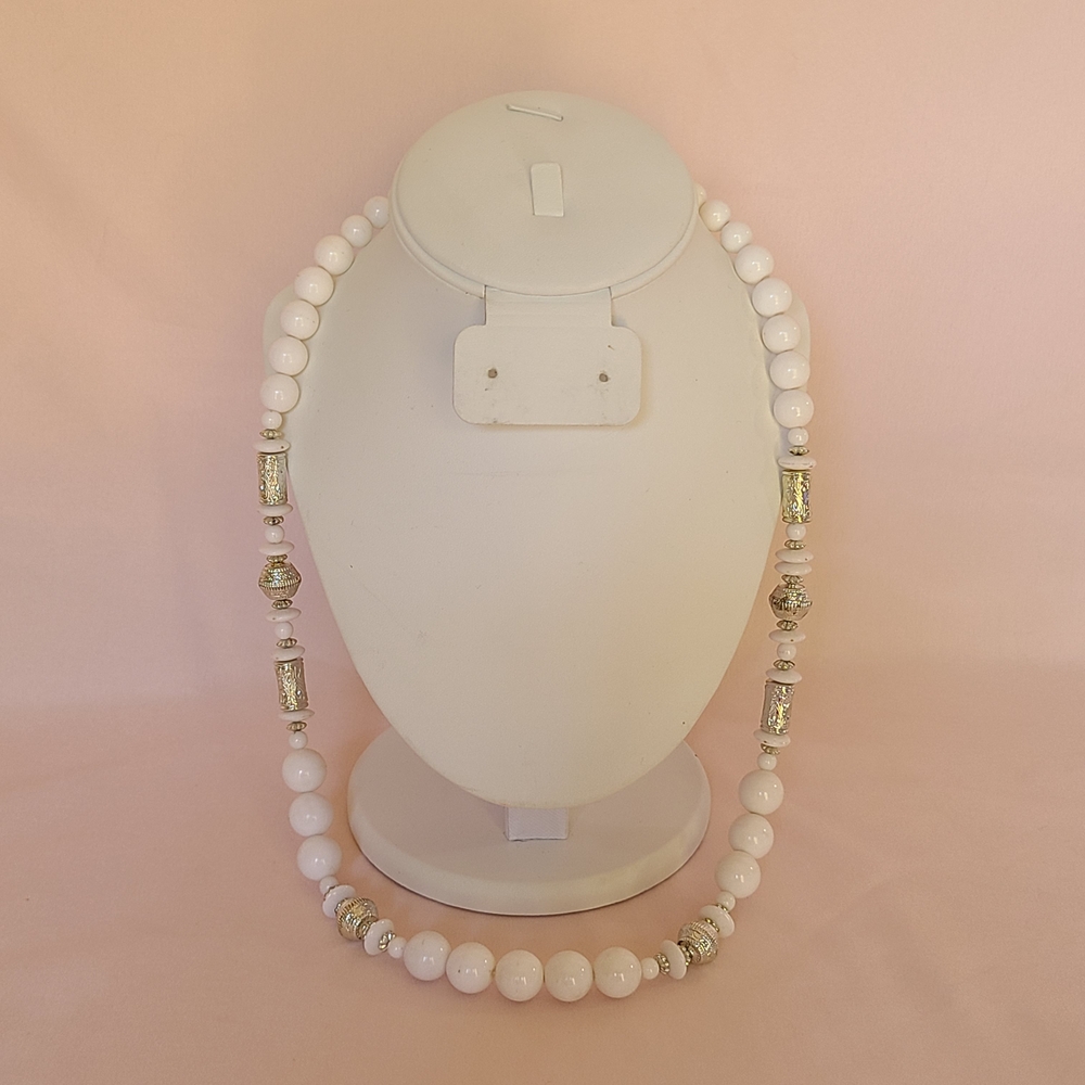 Vintage Chunky White Ball Disc Bead Etched Silver Tone Beaded Necklace 1980s
